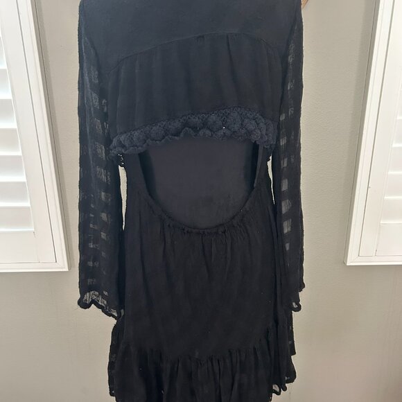 Free People Lace Dress Black Flare Sleeve Deep V Boho Open Back Gothcore SZM - Picture 3 of 11